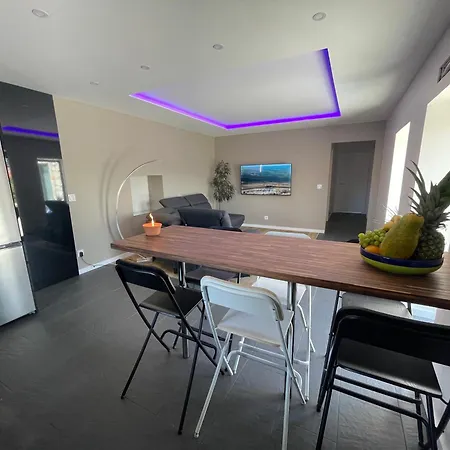Apartment Living *