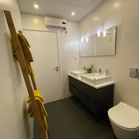 Living ויאנה דו קסטלו